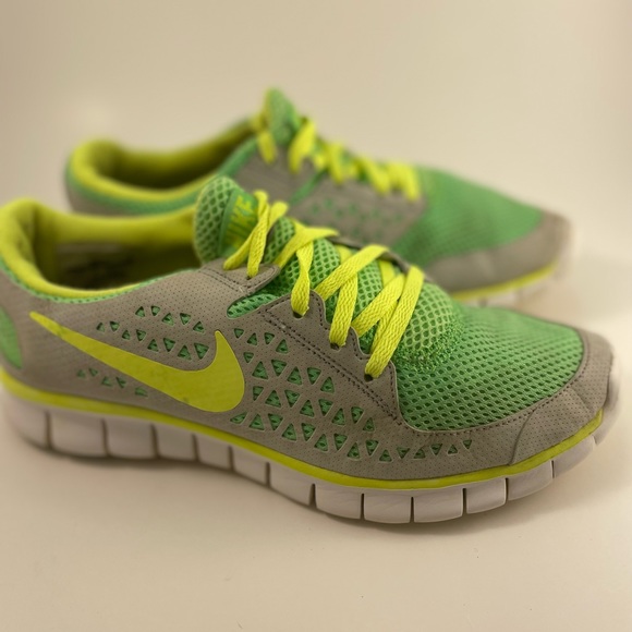 Nike free womens size 7.5 running shoes